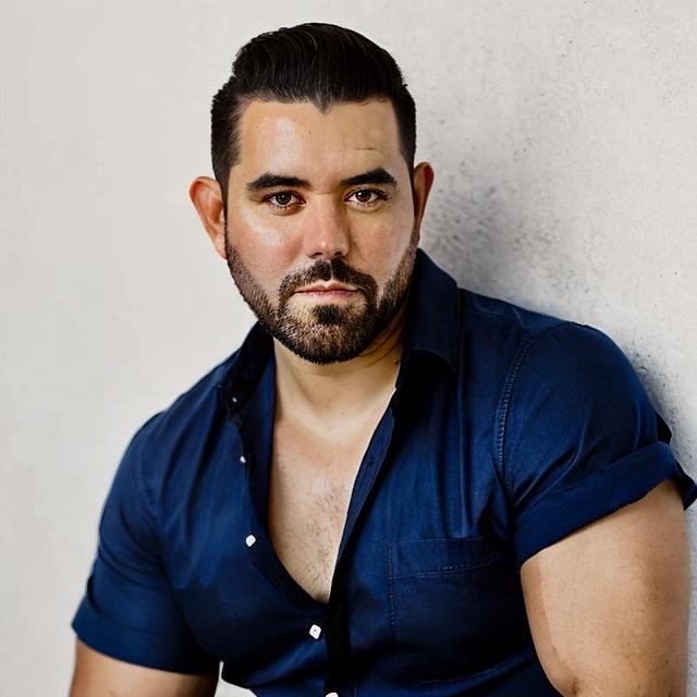 actor Arturo Encinas large photo