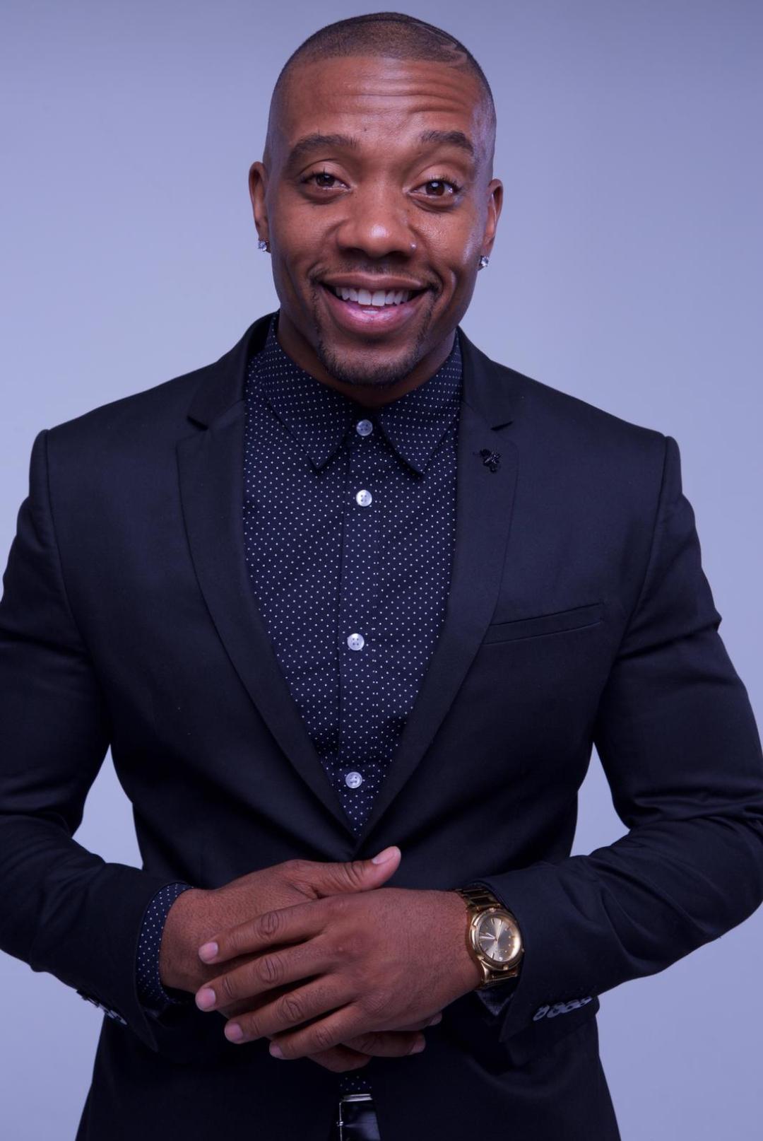 actor Mike Strong large photo