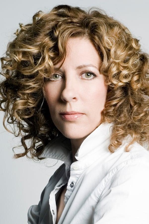 actor Sophie Lorain large photo