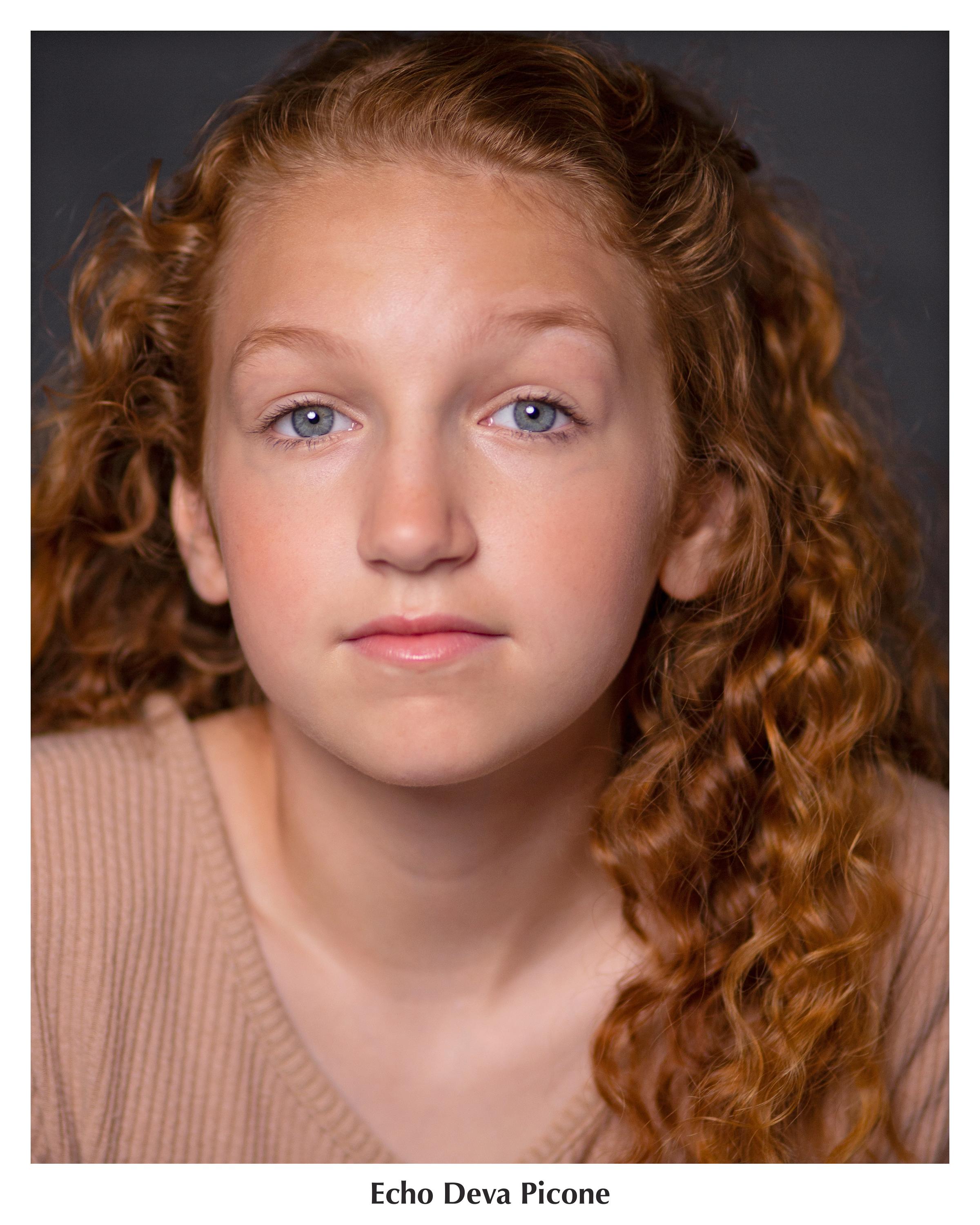 actor Echo Picone large photo