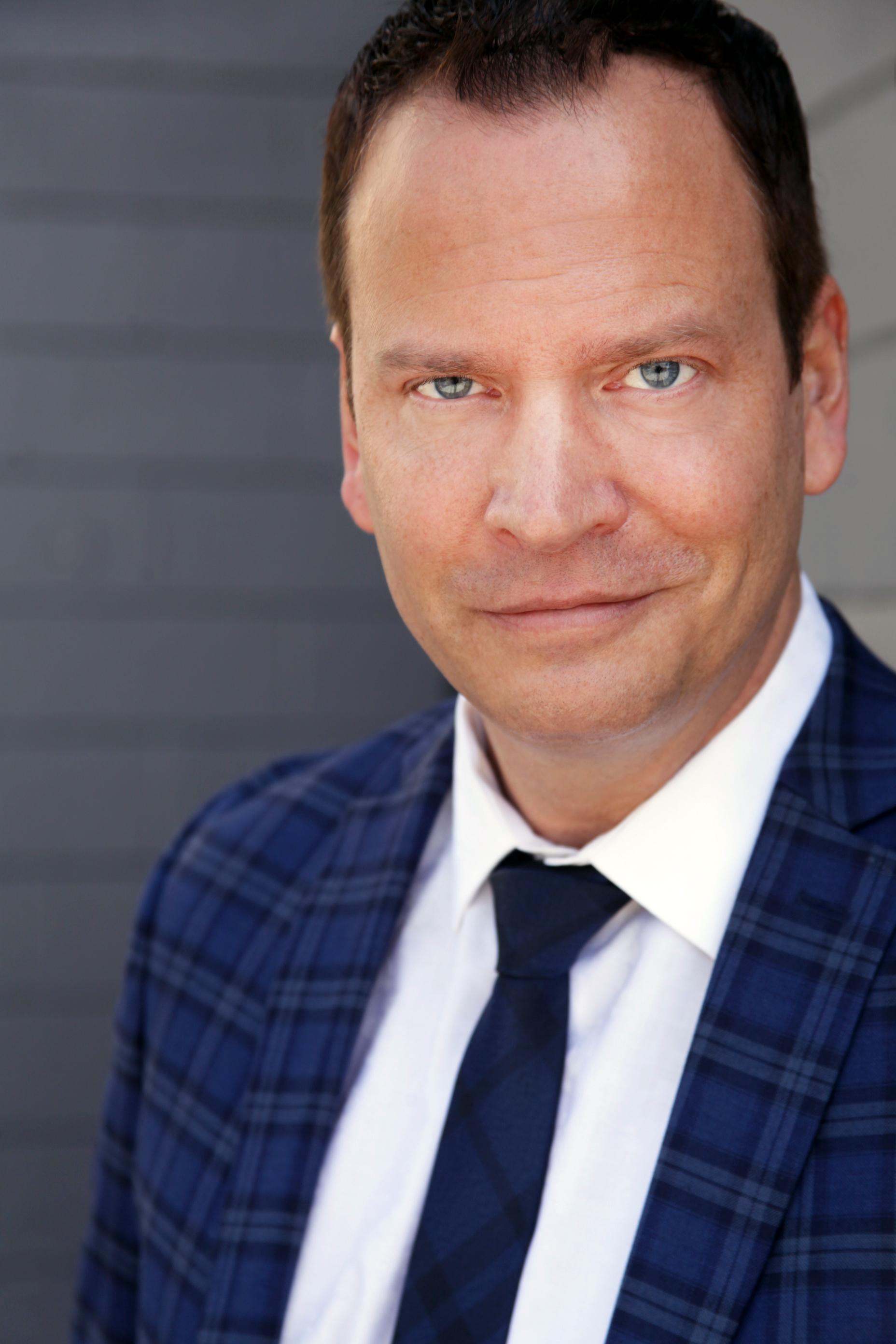 actor Chad Ridgely large photo