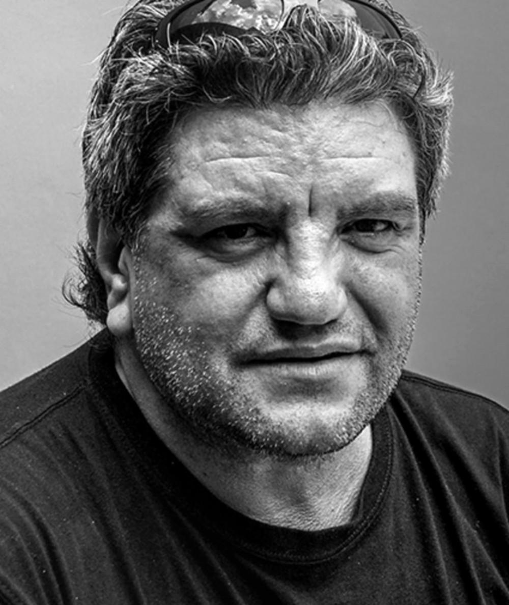 actor Daniel Valenzuela large photo