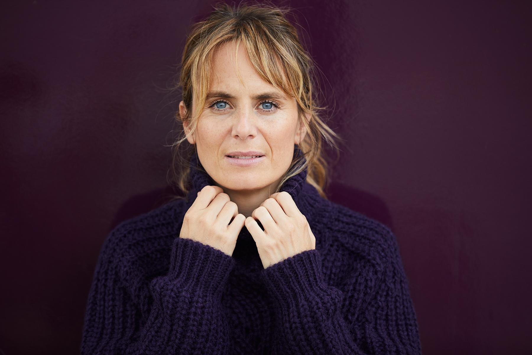 actor Anna Pieri large photo