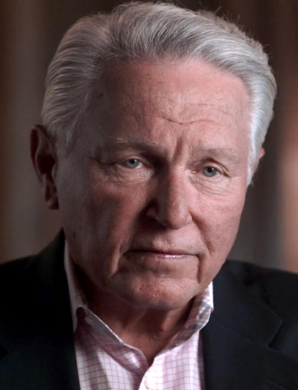 actor Bob Ricks large photo