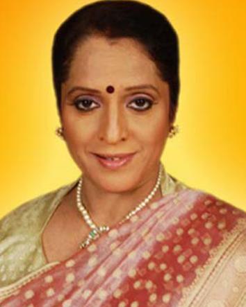 actor Smita Oak large photo