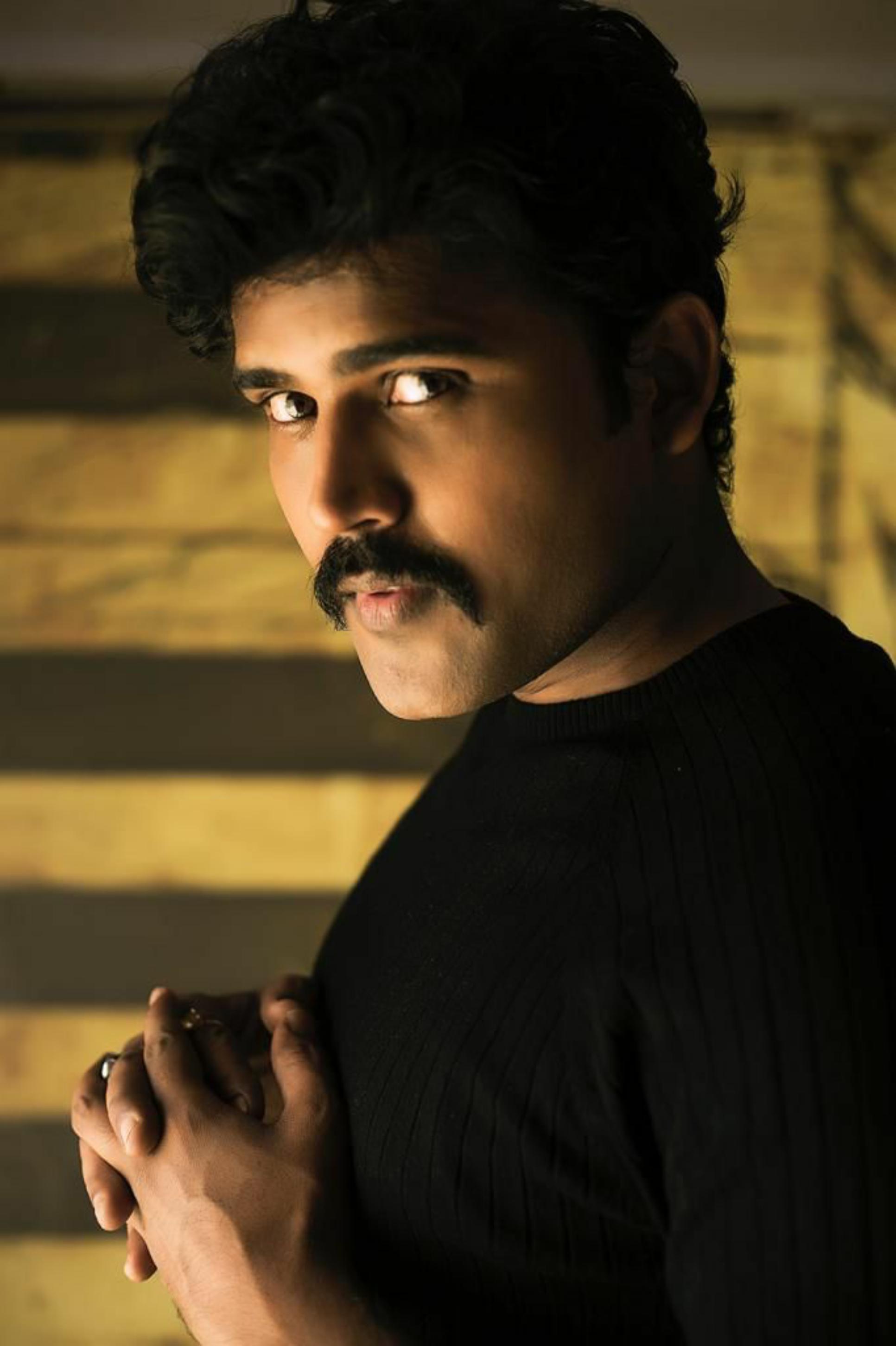 actor Vikas Bangar large photo