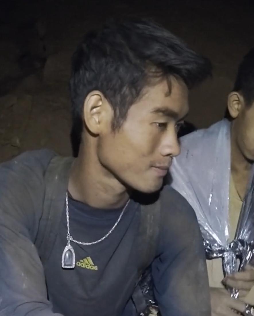 actor Ekapol Chanthawong large photo