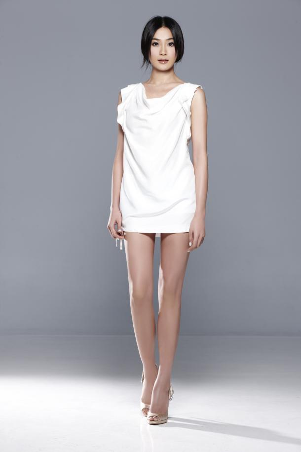 actor Jennifer Ling Hung large photo