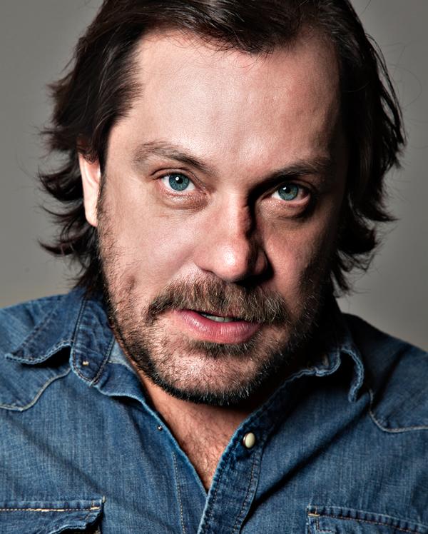 actor Roberto Duarte large photo