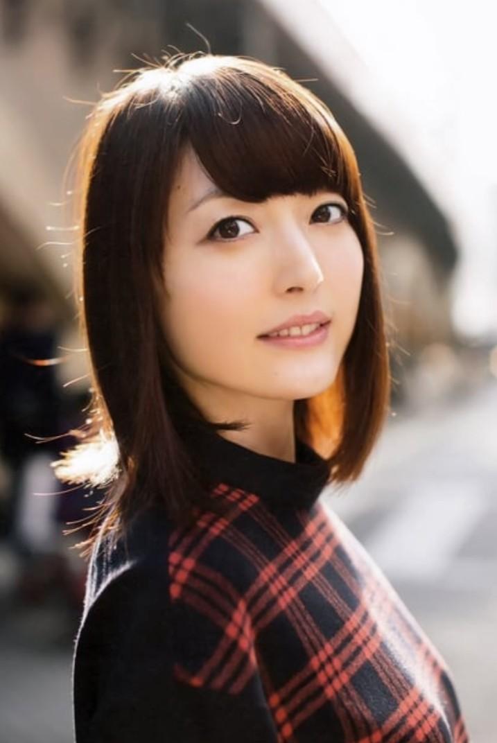 actor Kana Hanazawa large photo