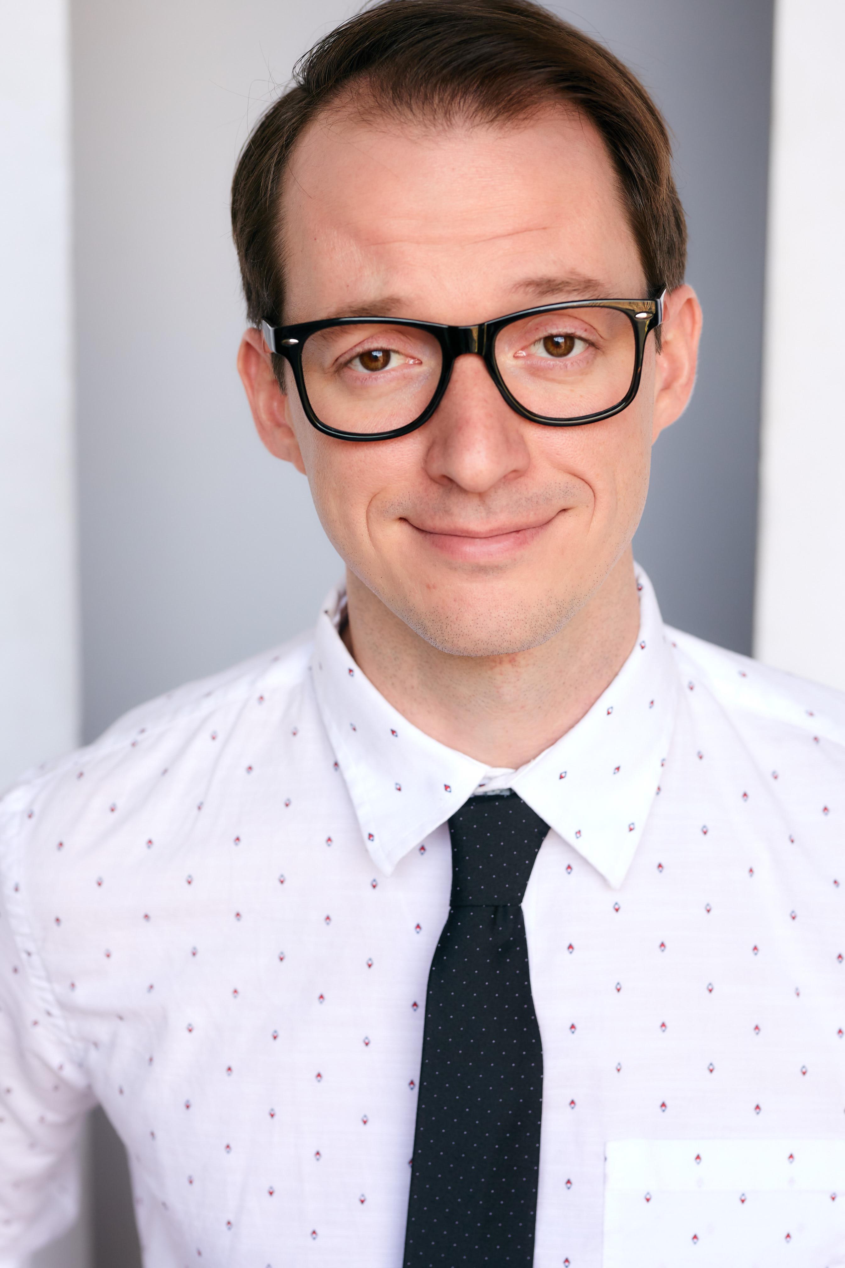 actor Tyler Seiple large photo