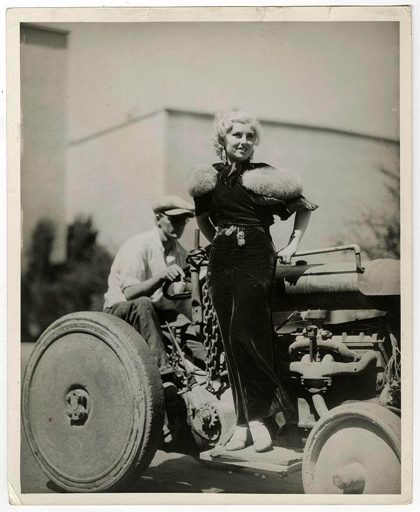 actor Jacqueline Allen large photo