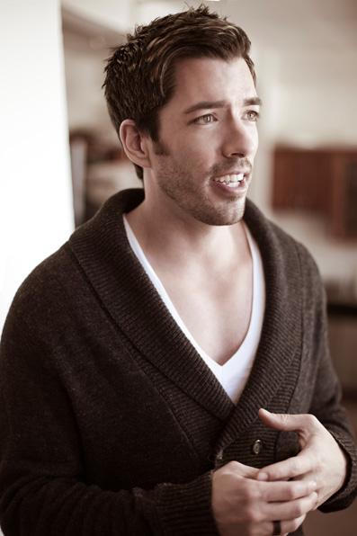 actor Drew Scott large photo