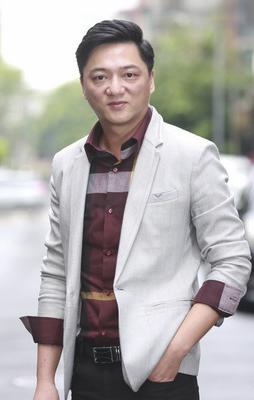 actor Wei-Hua Lan large photo