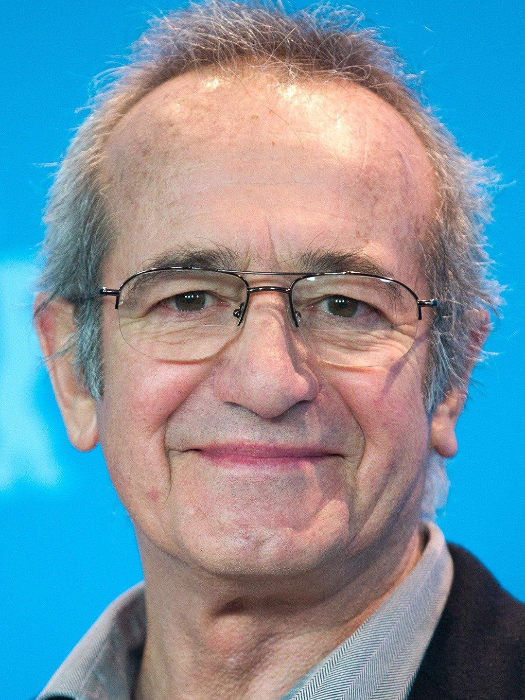 actor Sergio Hernández large photo