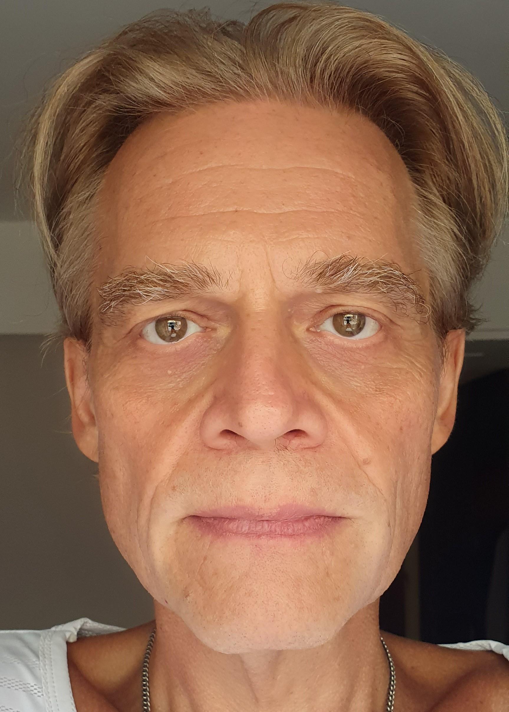 actor Heinz K. Krattiger large photo