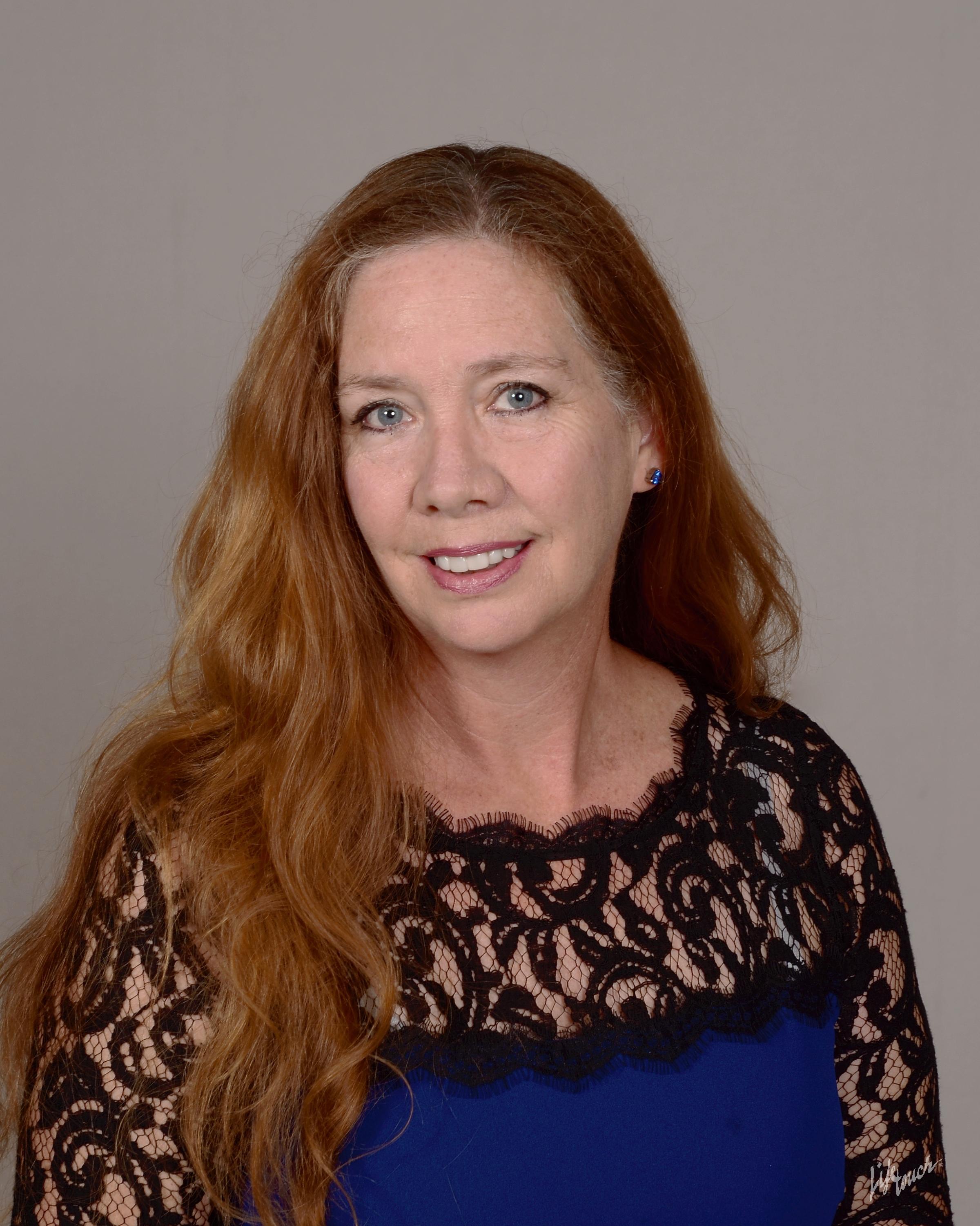 actor Elizabeth Gribbon McCullough large photo