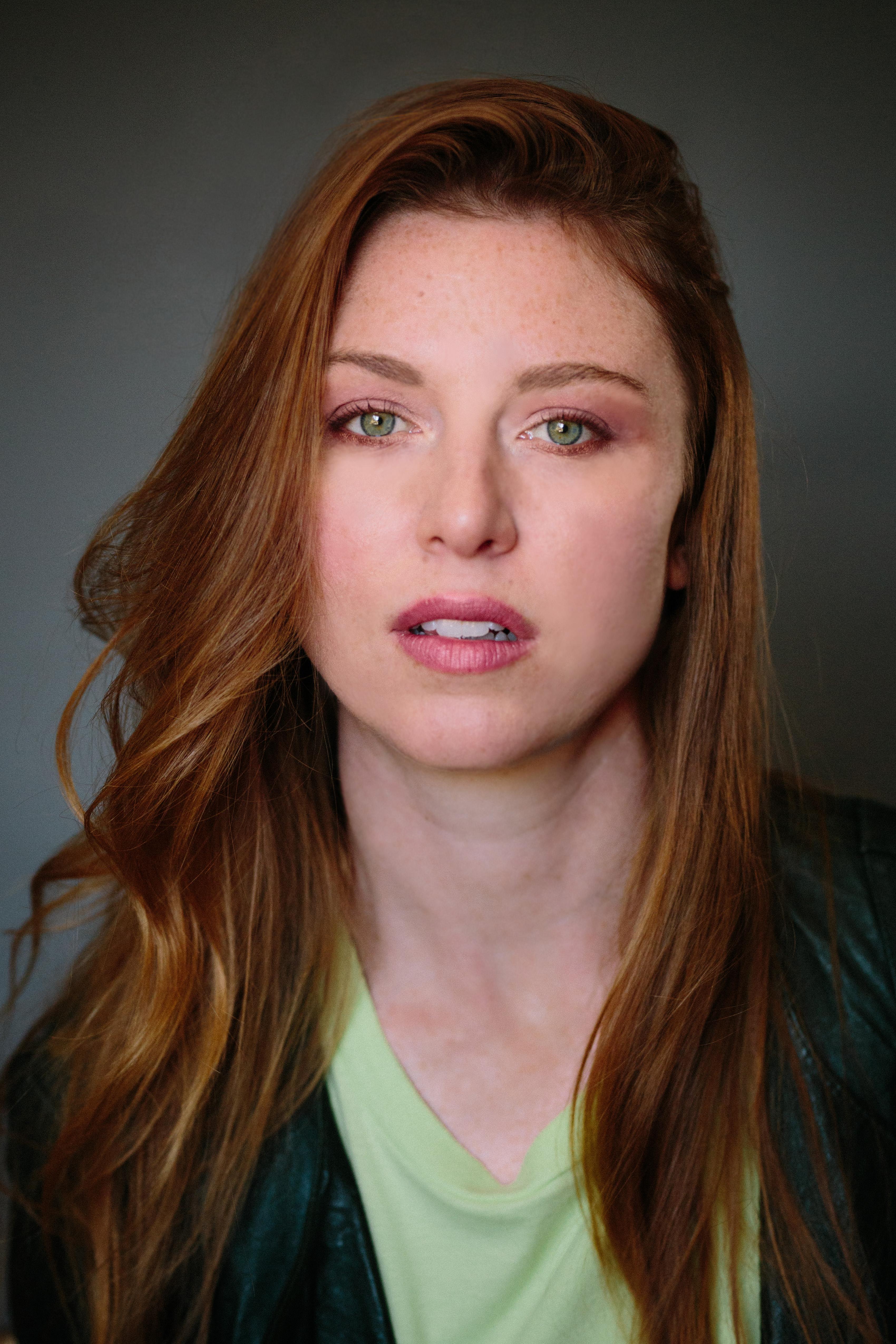 actor Perrie Voss large photo