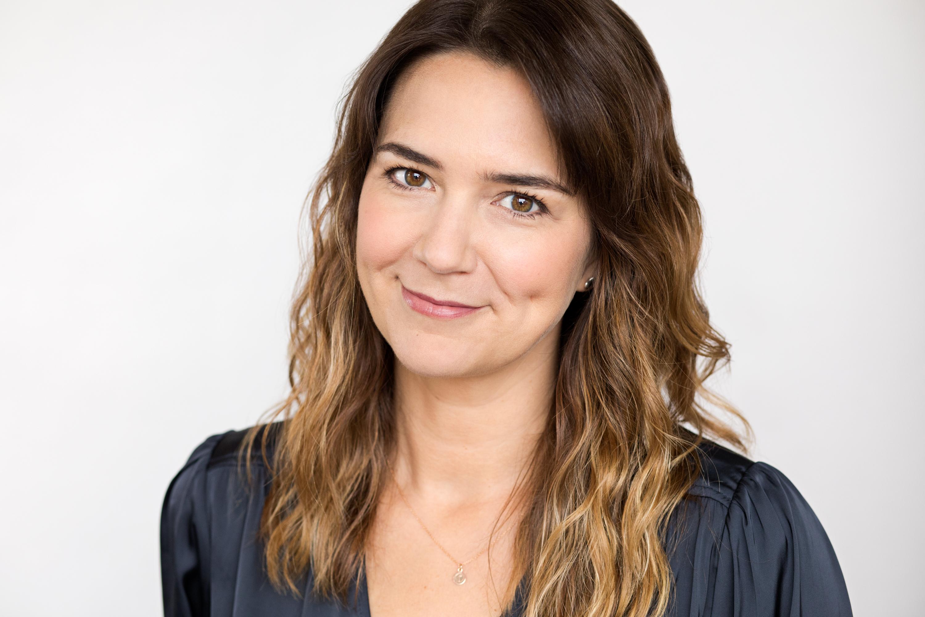 actor Joelene Crnogorac large photo