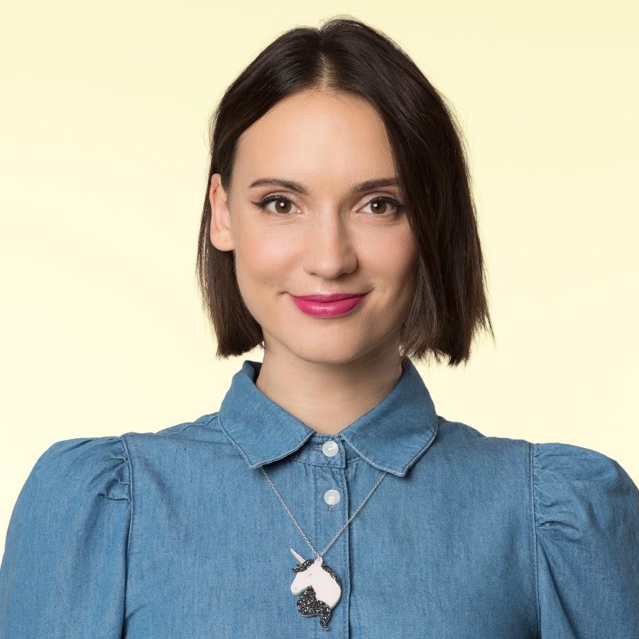 actor Nathalie Odzierejko large photo