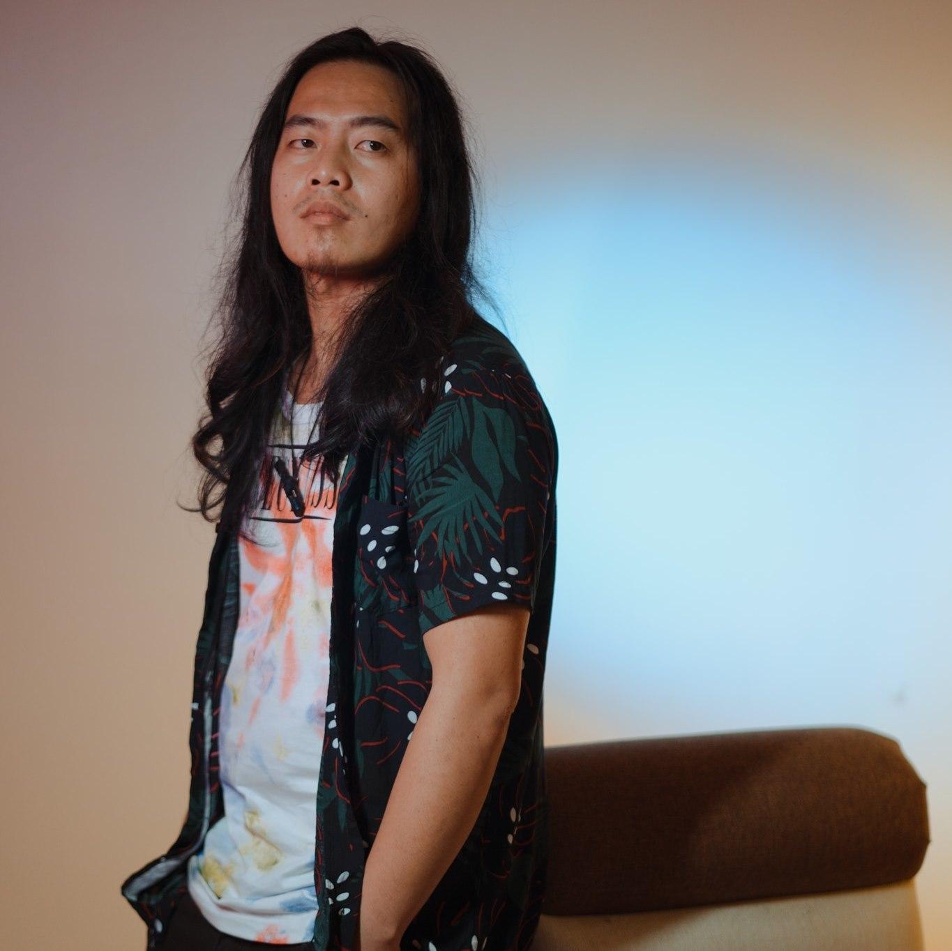 actor Arnold Valle large photo