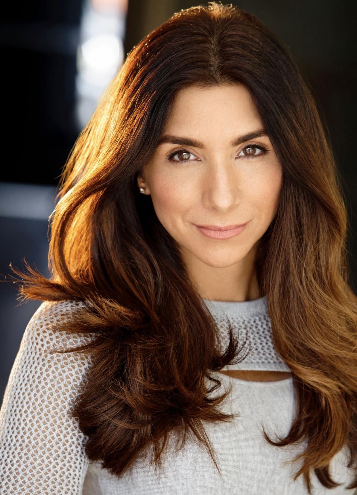 actor Gabi Del Moral large photo