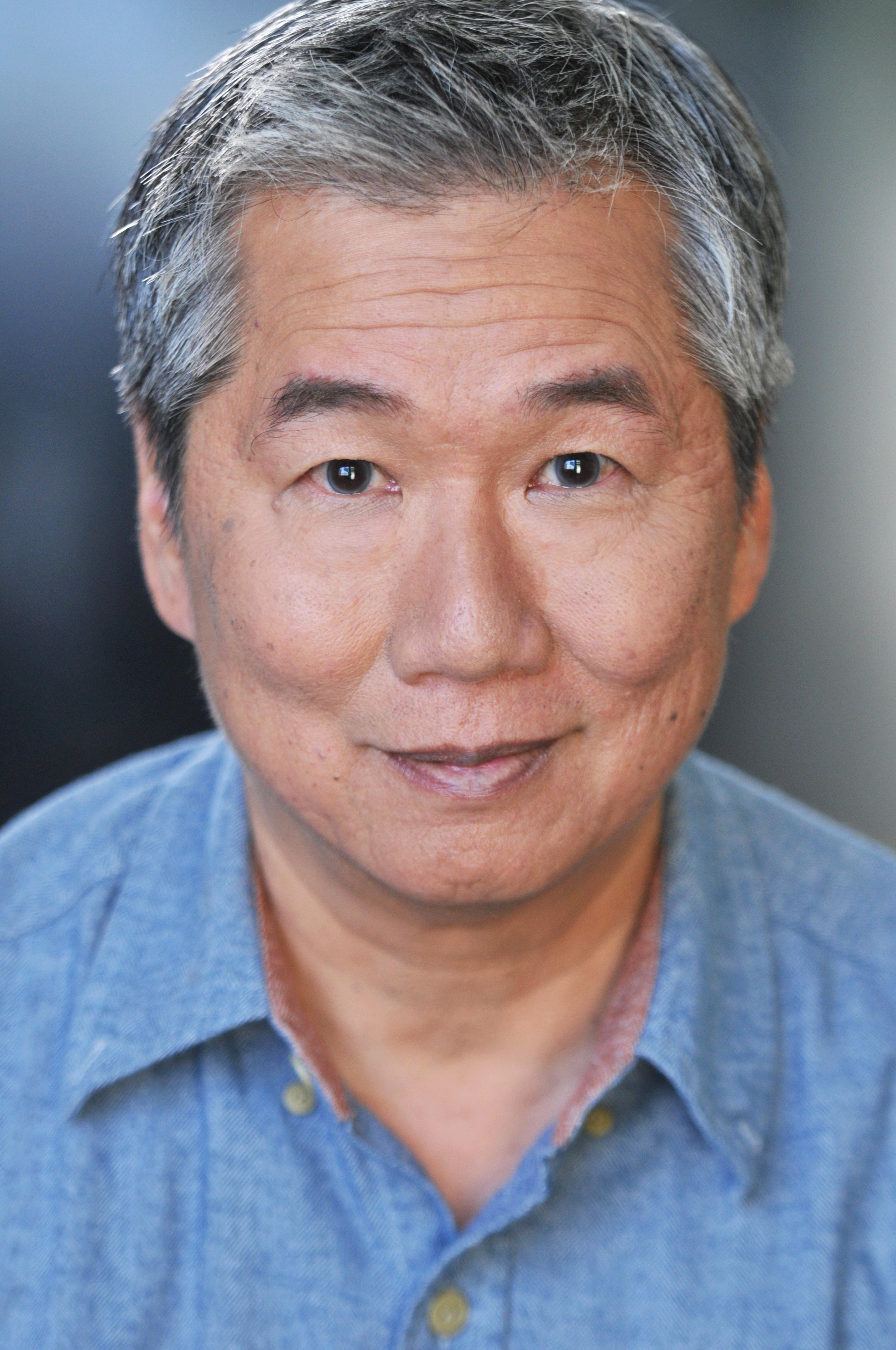 actor James J. Der Jr. large photo