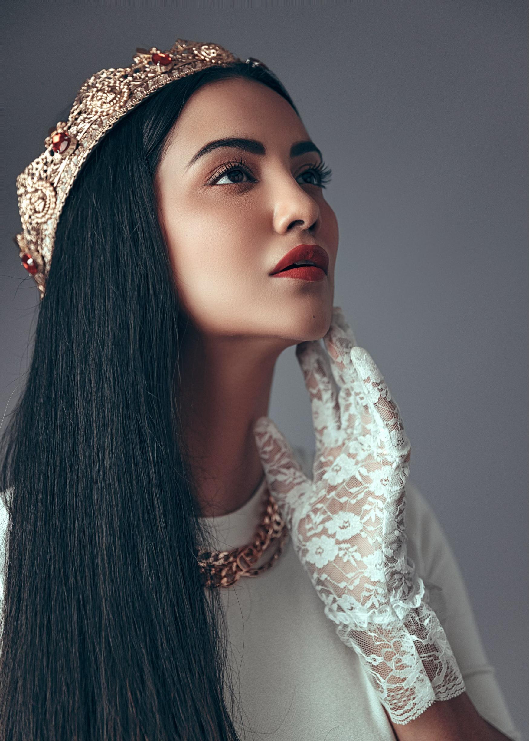 actor Tia Bajpai large photo