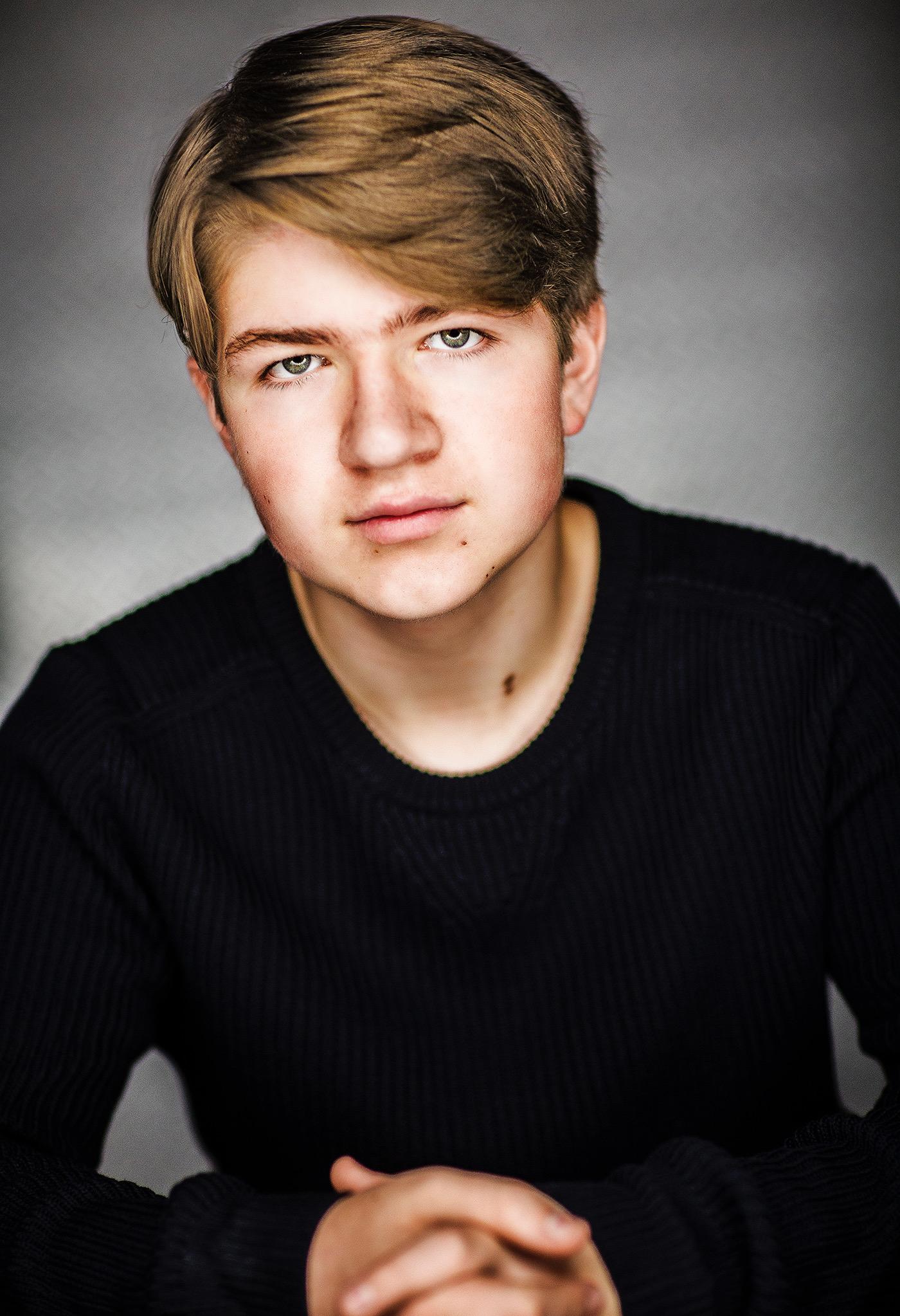 actor Haig McGarry large photo