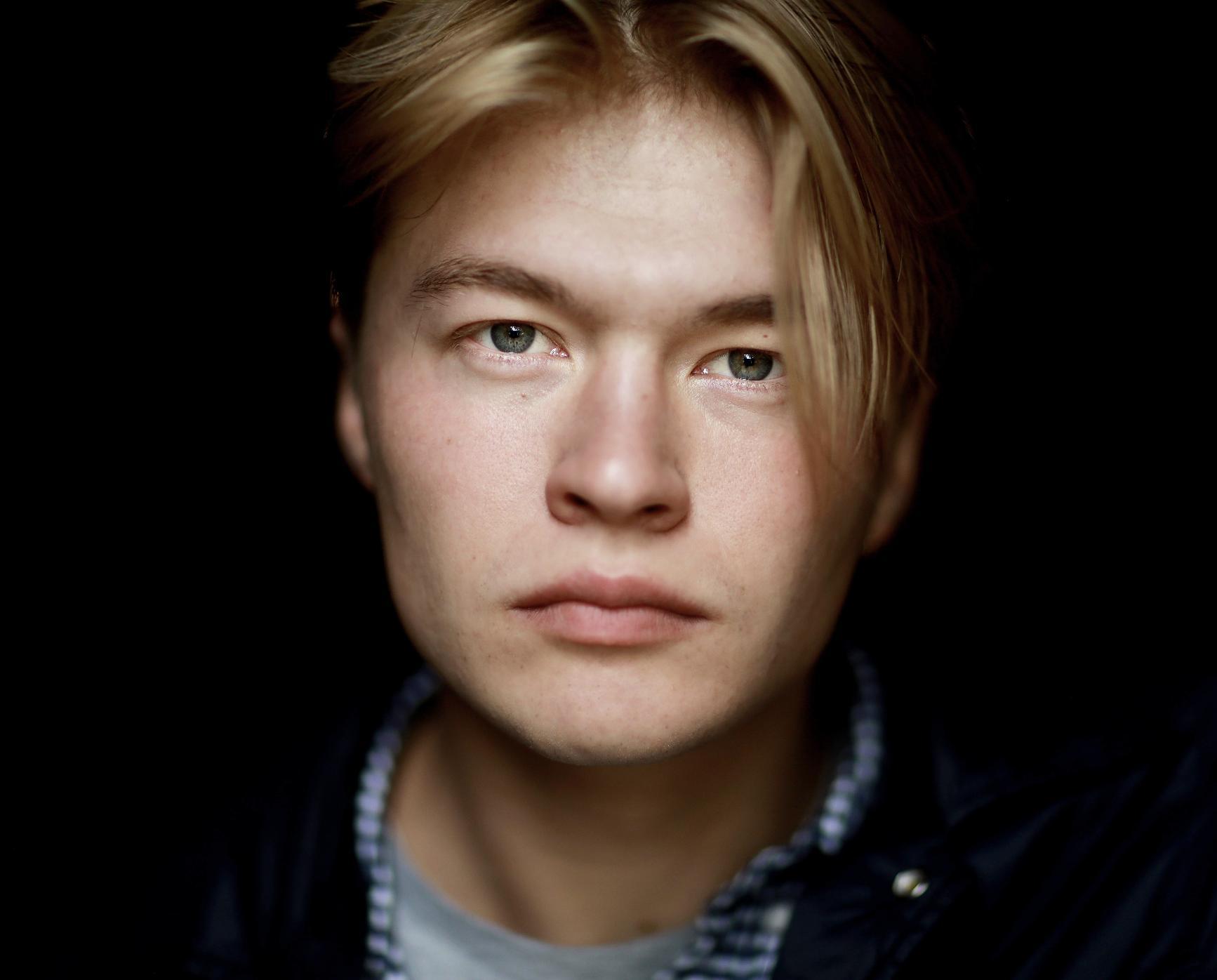 actor Sylvester Byder large photo