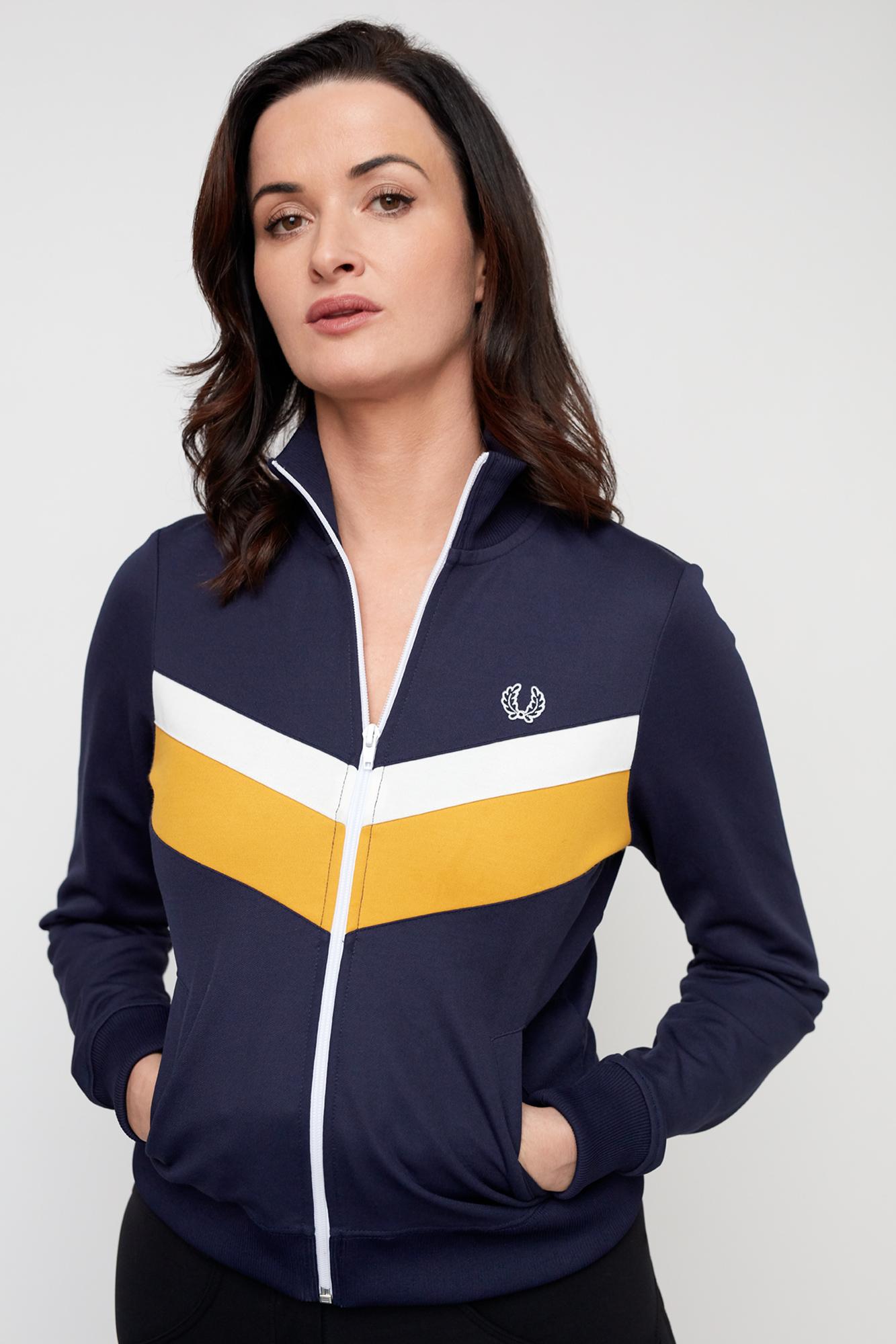 actor Lynette Callaghan large photo