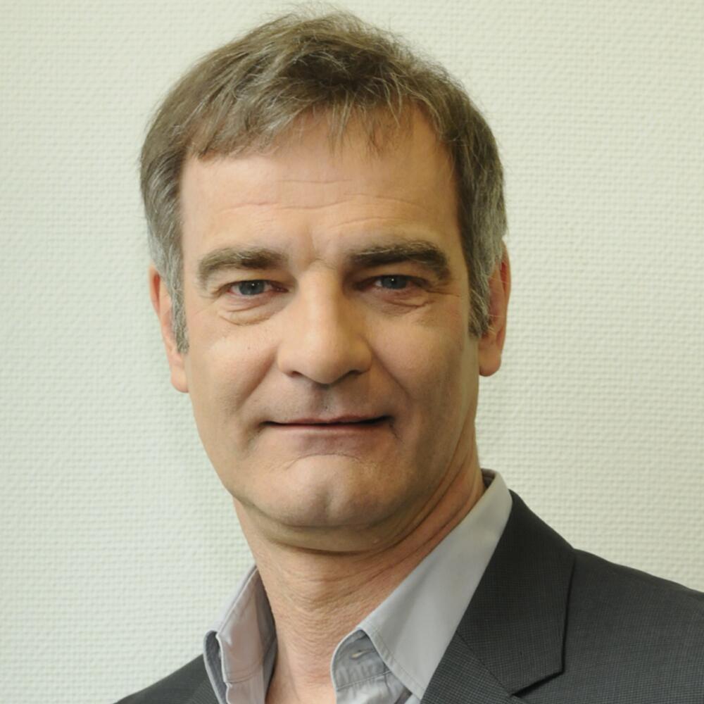 actor Heinrich Schafmeister large photo