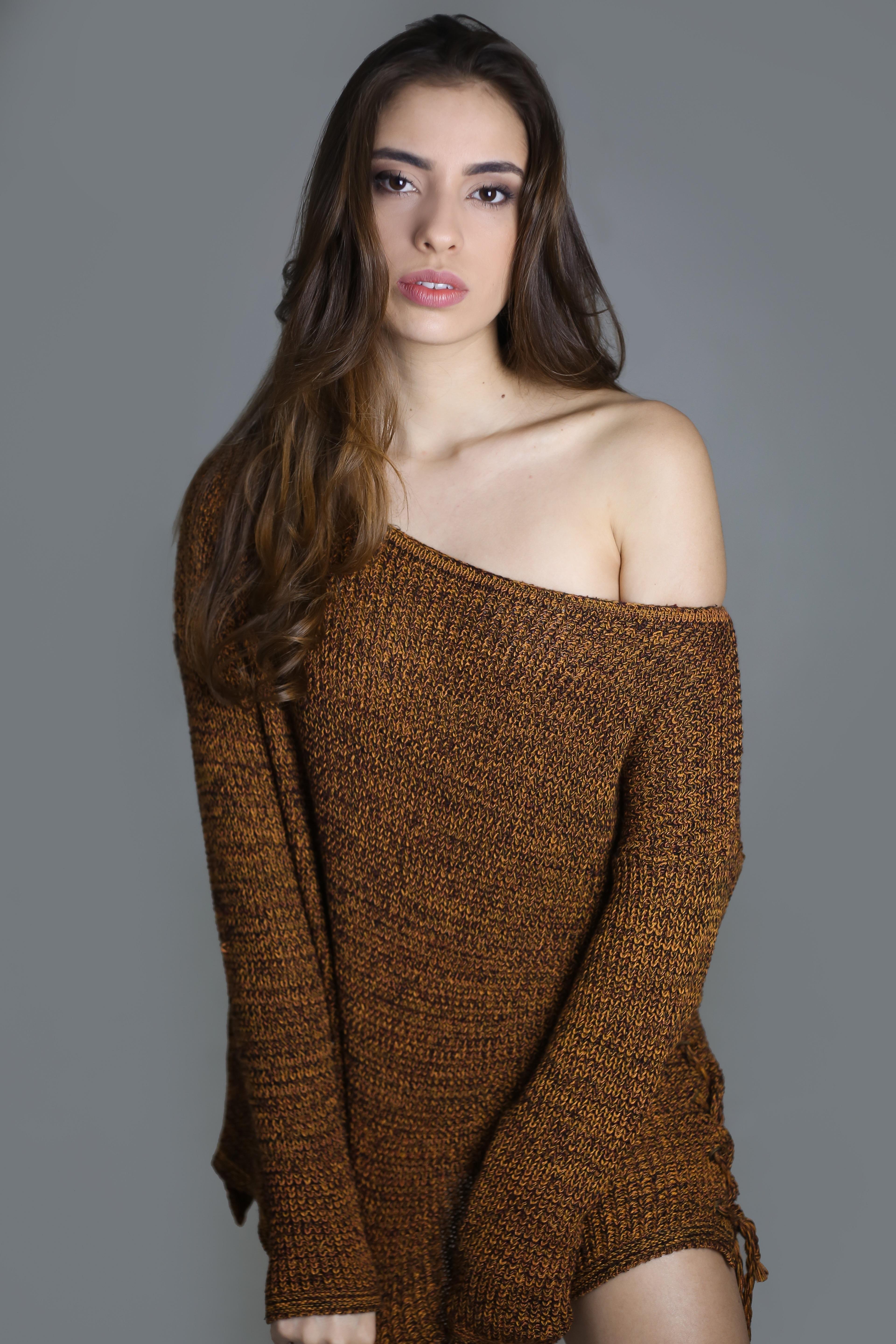 actor Jhenifer Emerick large photo