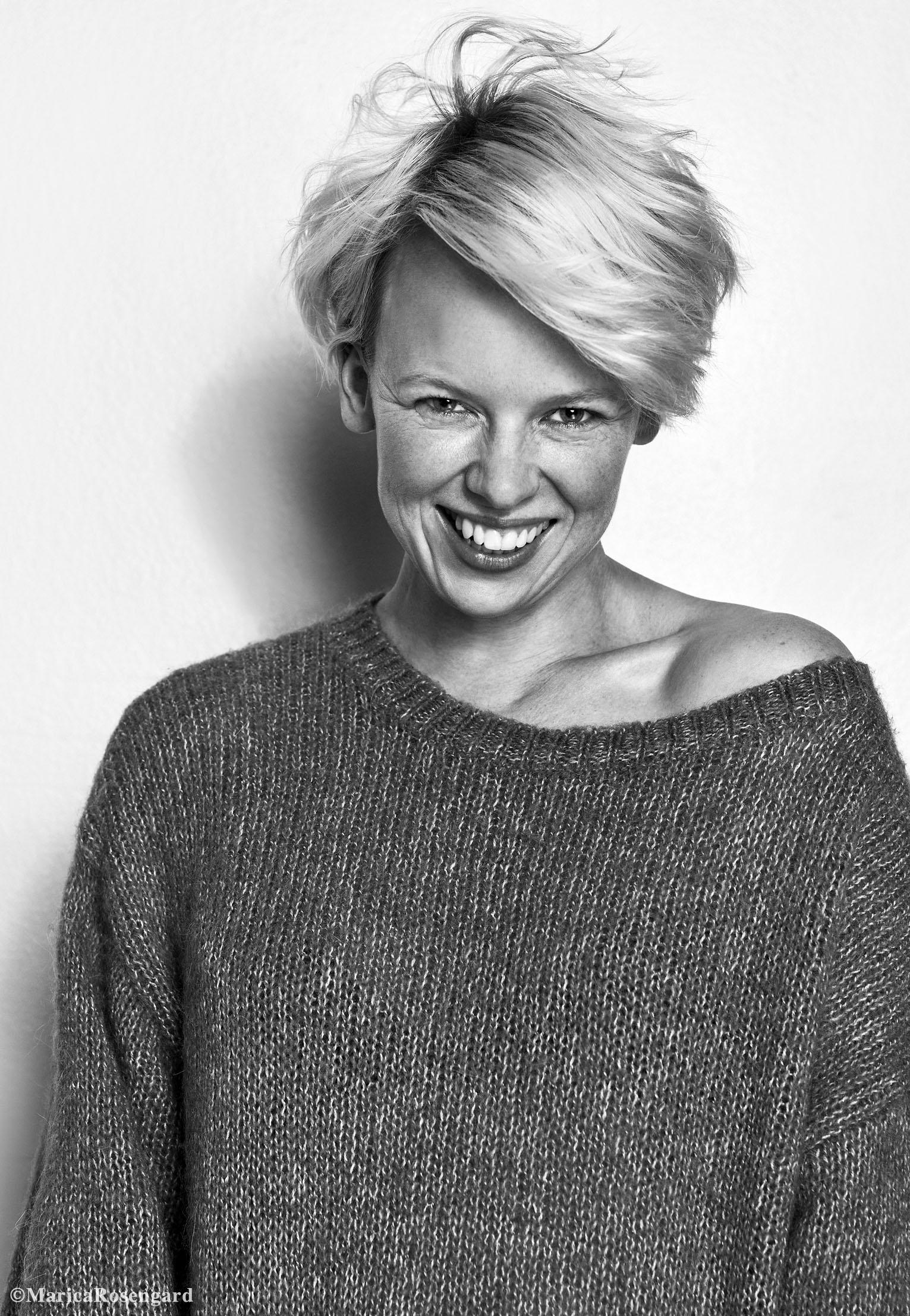 actor Alma Pöysti large photo