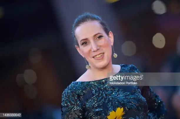 actor Lili Rosen large photo