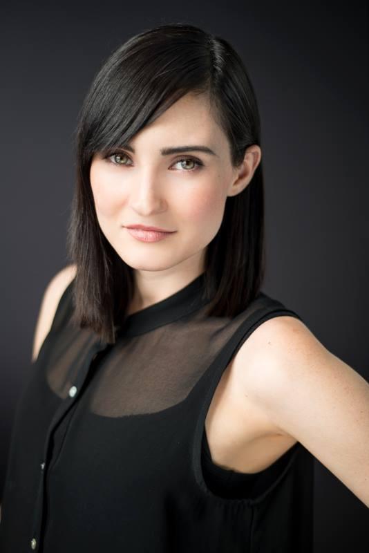 actor Saffron Cassaday large photo