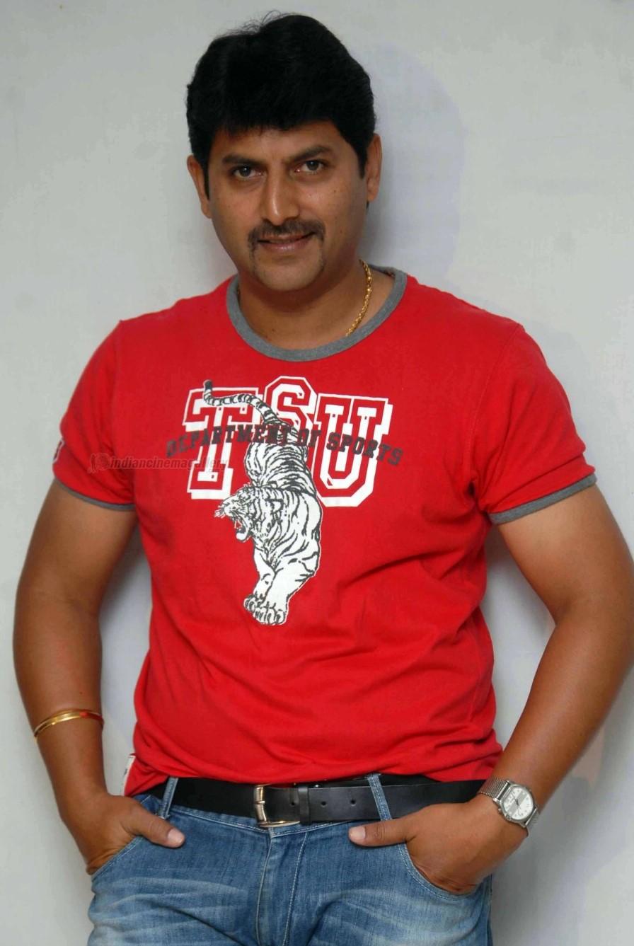 actor Ravi Chethan large photo