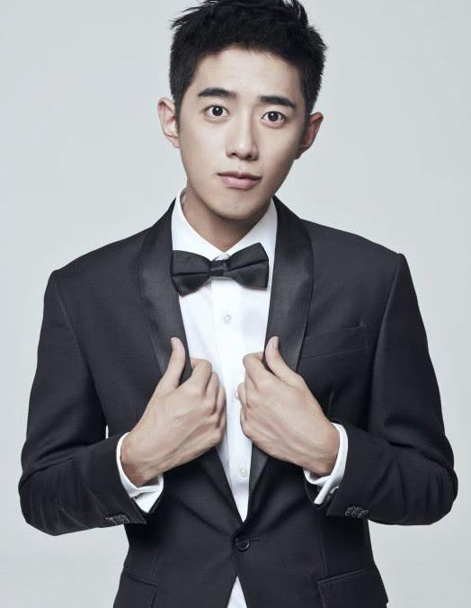 actor Connor Leong large photo