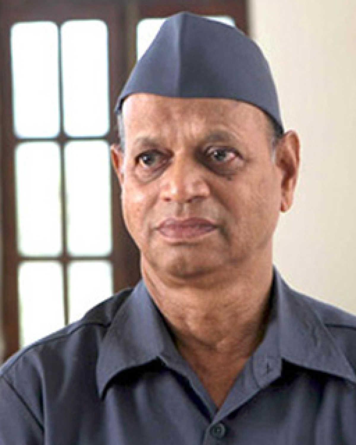 actor Kishore Nandlaskar large photo