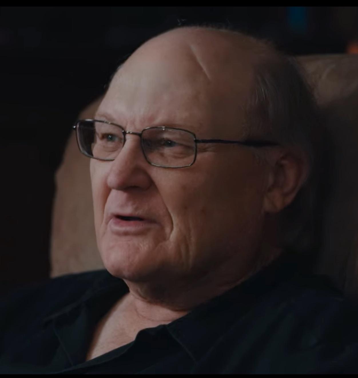 actor Ernest Bean large photo