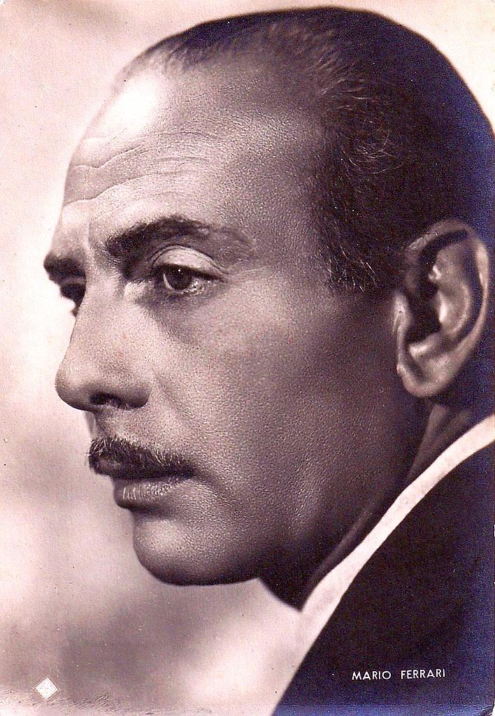actor Mario Ferrari large photo