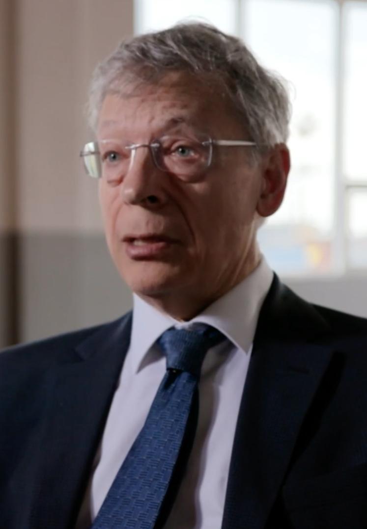 actor Lance Dodes large photo