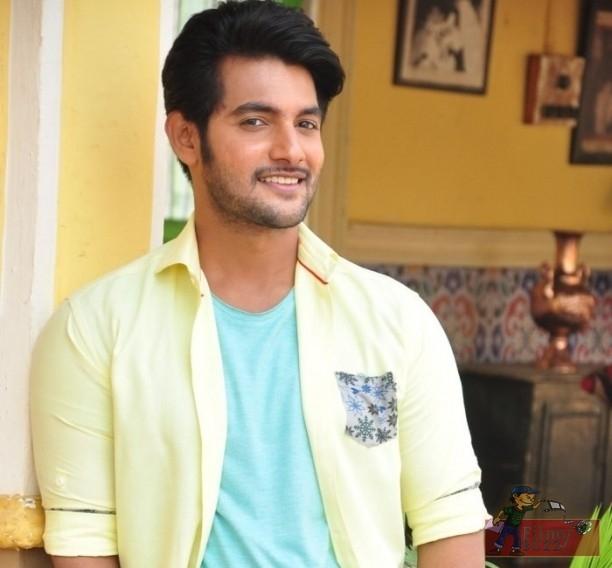 actor Aadi large photo