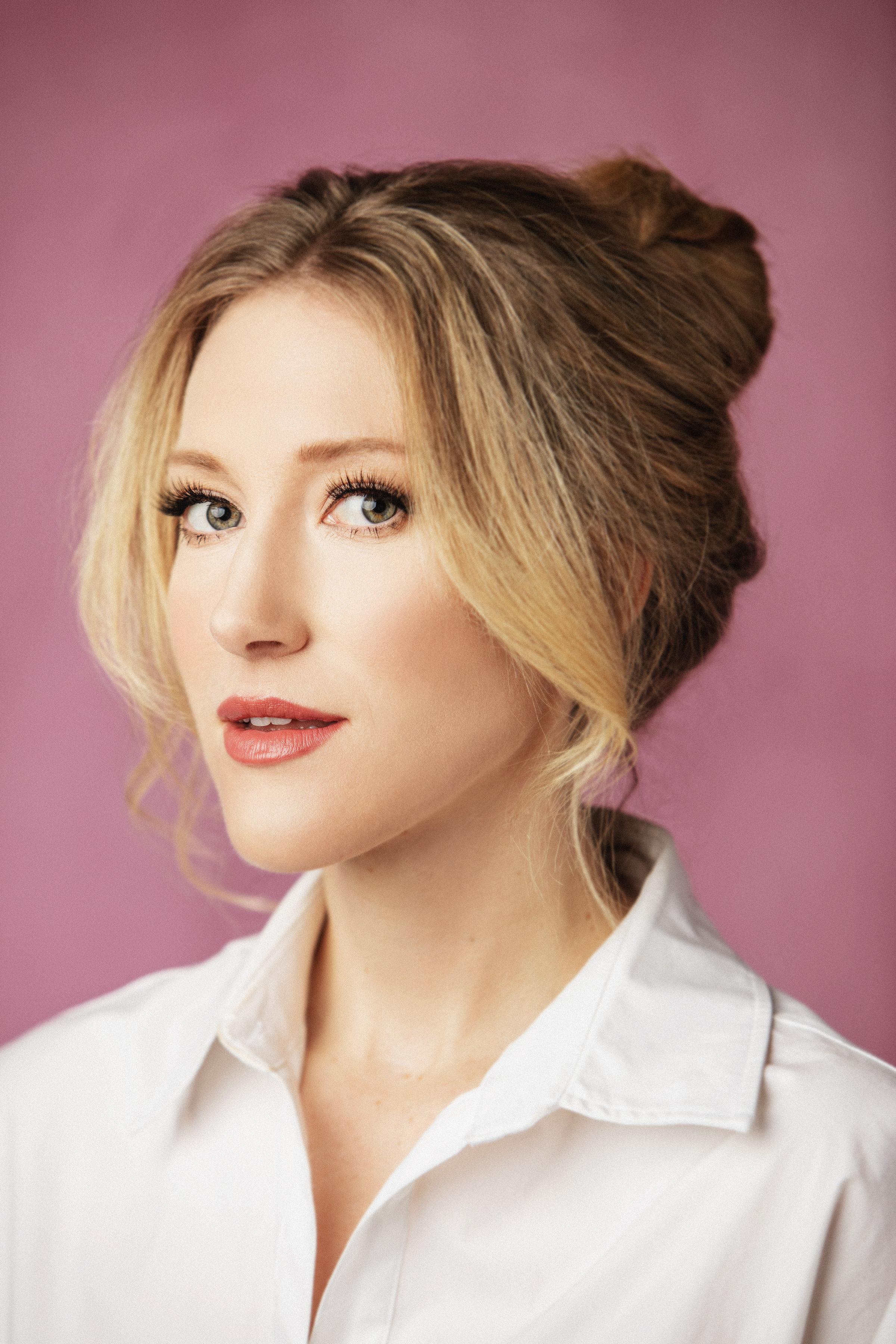 actor Lana Love large photo