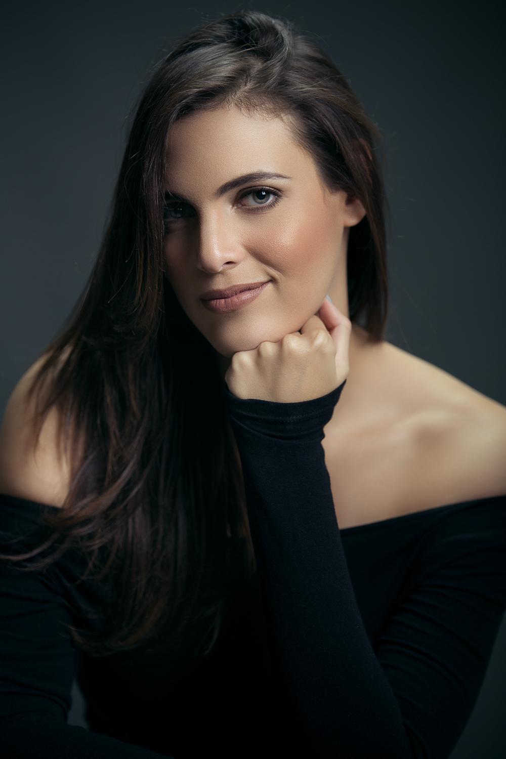 actor Dulcita Lieggi large photo