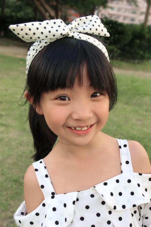 actor Bella Wu large photo