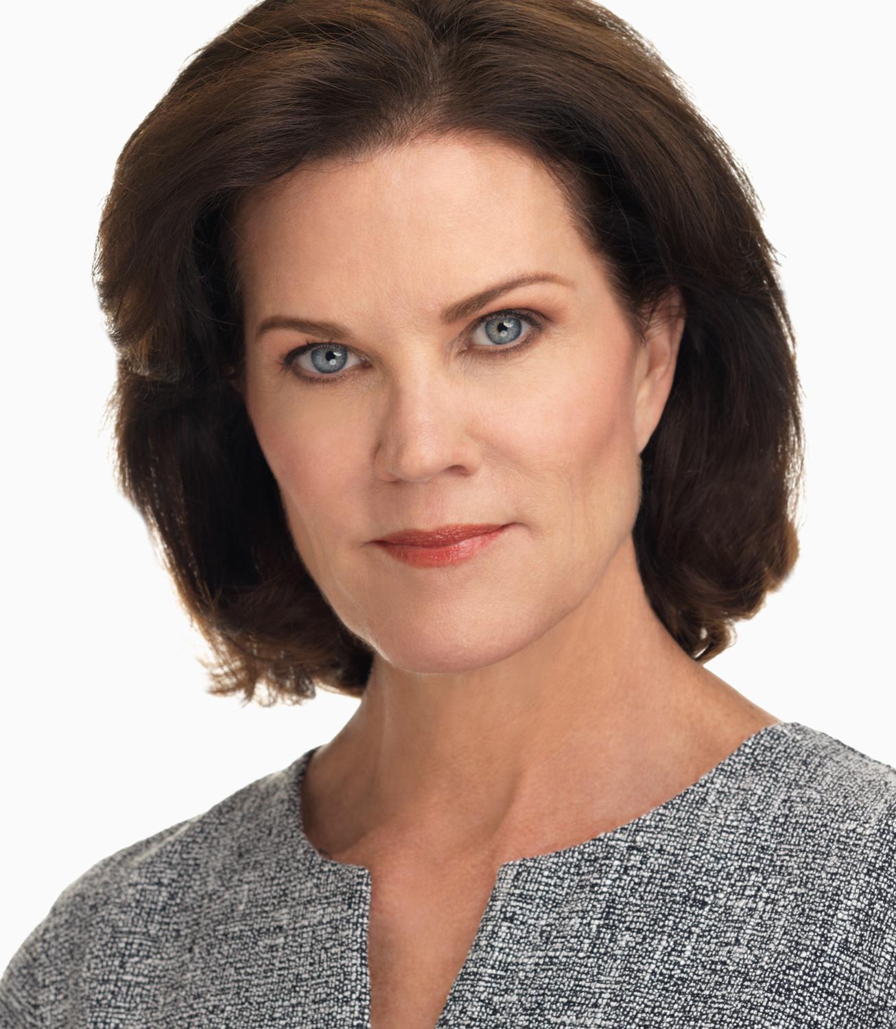 actor Camille Farnan large photo