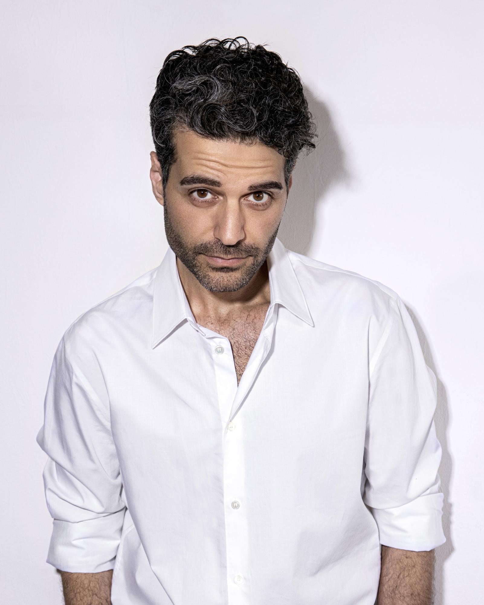 actor Simon Mezher large photo