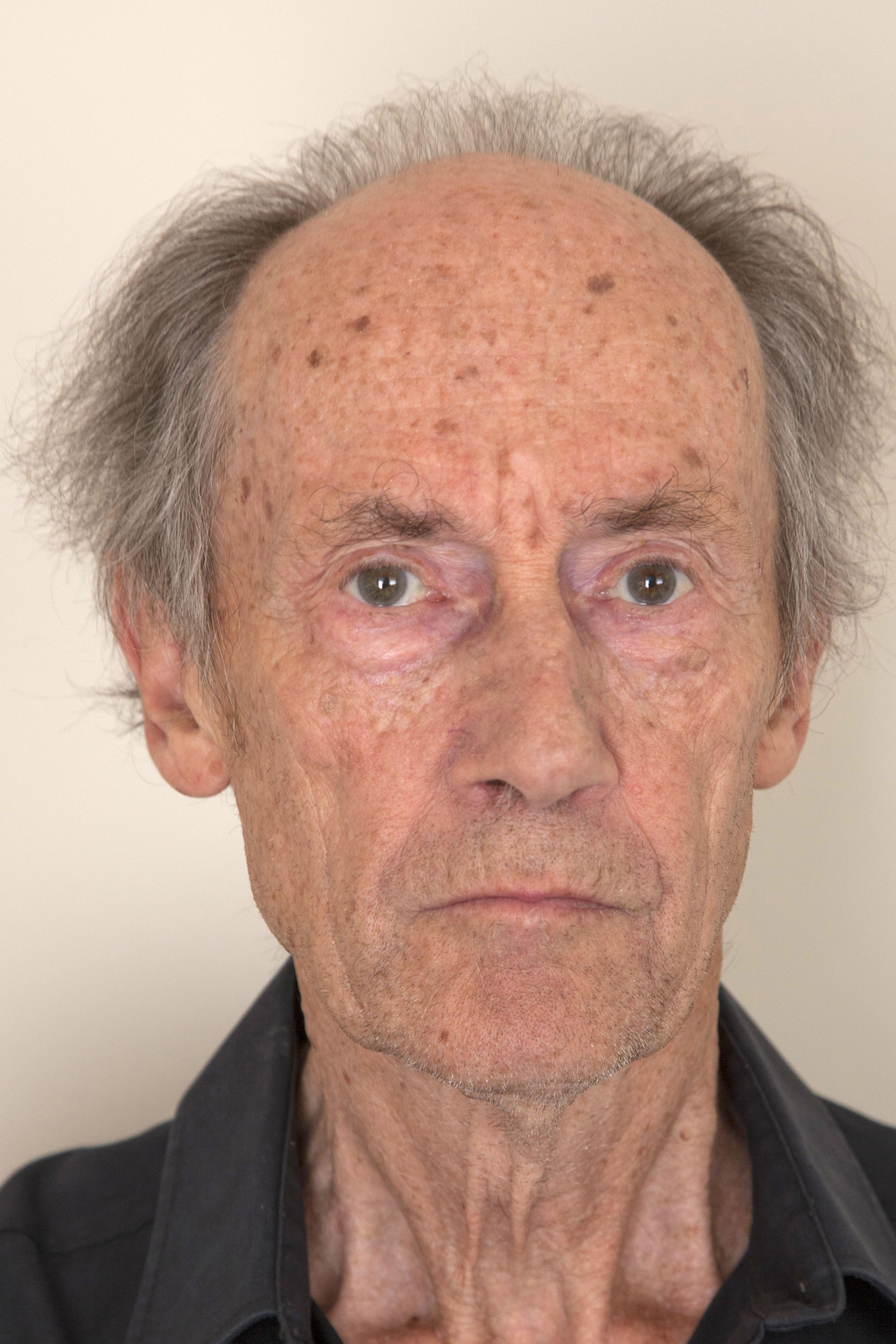 actor Philip Harvey large photo