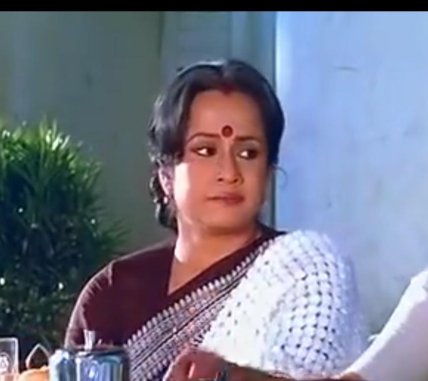 actor Nandita Thakur large photo